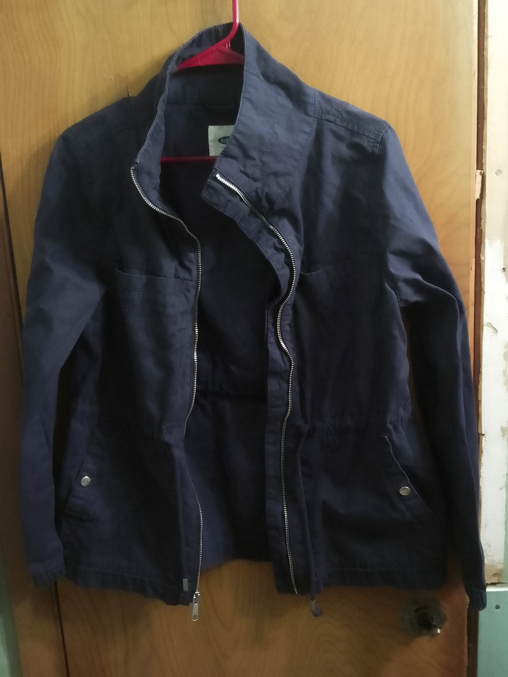 Woman's Navy Zip-Front FieldJacket Size Medium (19"‎ X 27")